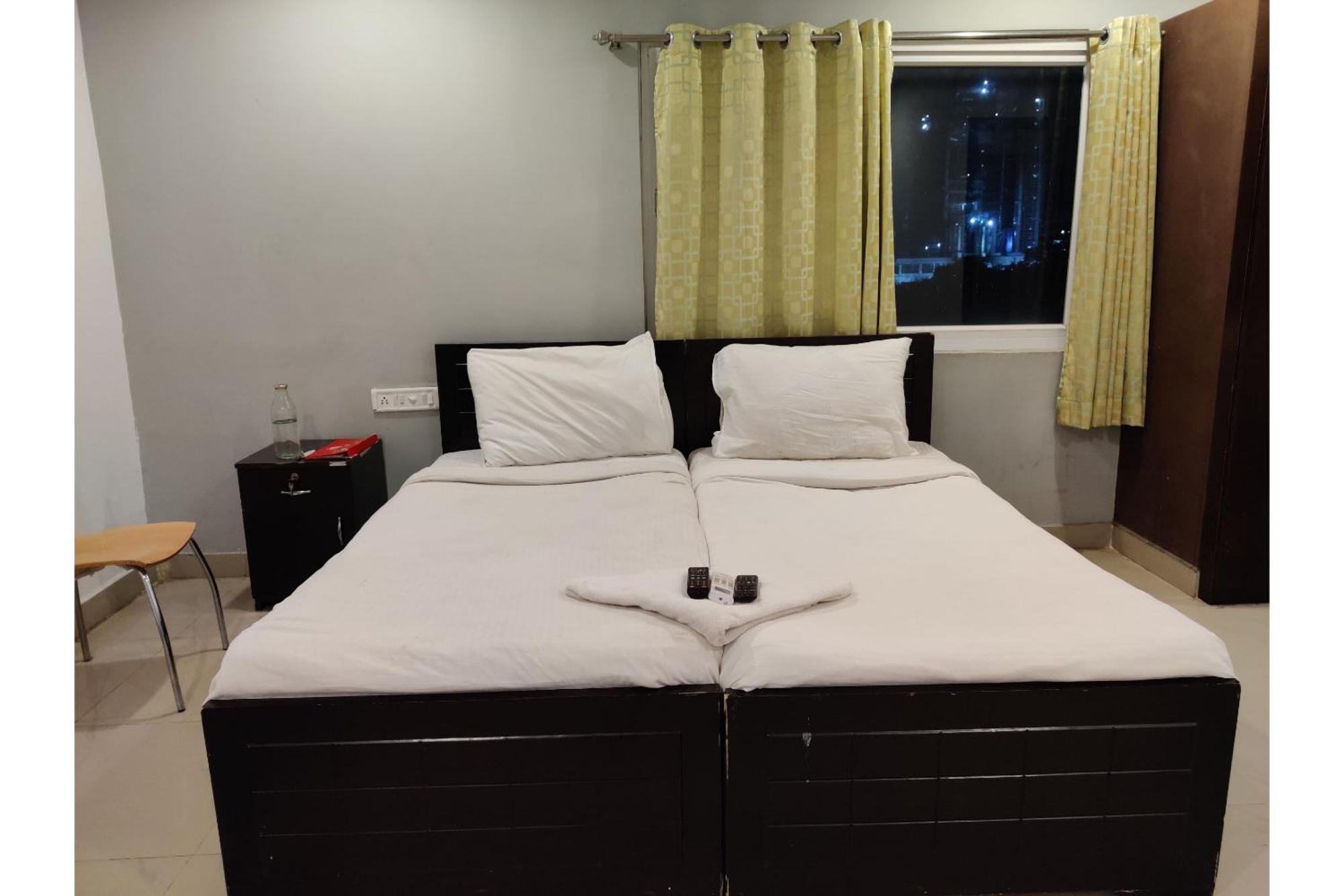 Collection O Jubilee Banjara Suites Hyderabad Exterior foto