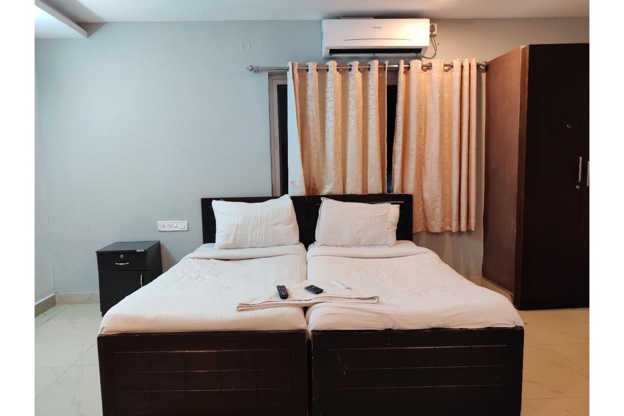 Collection O Jubilee Banjara Suites Hyderabad Exterior foto