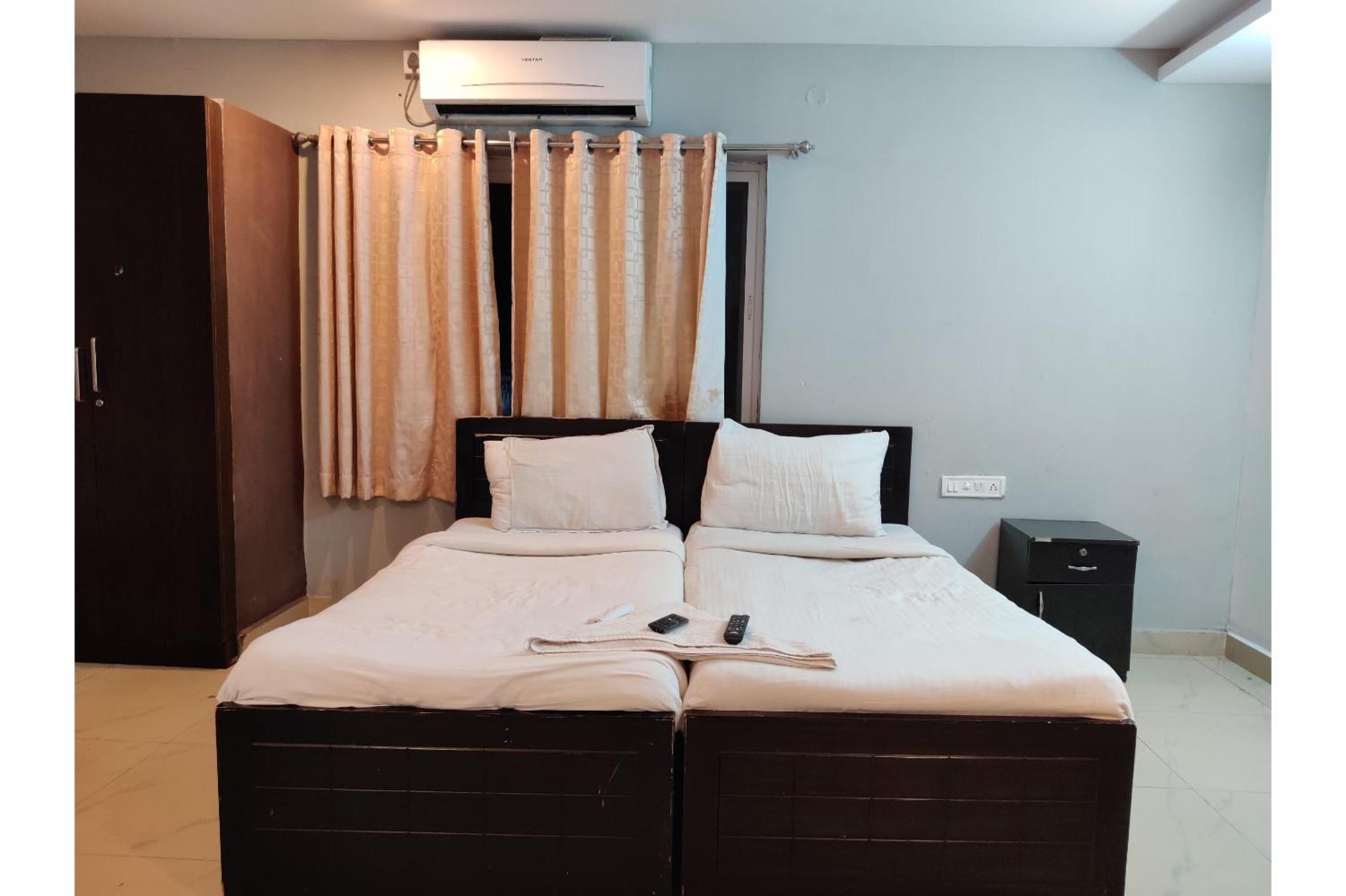 Collection O Jubilee Banjara Suites Hyderabad Exterior foto